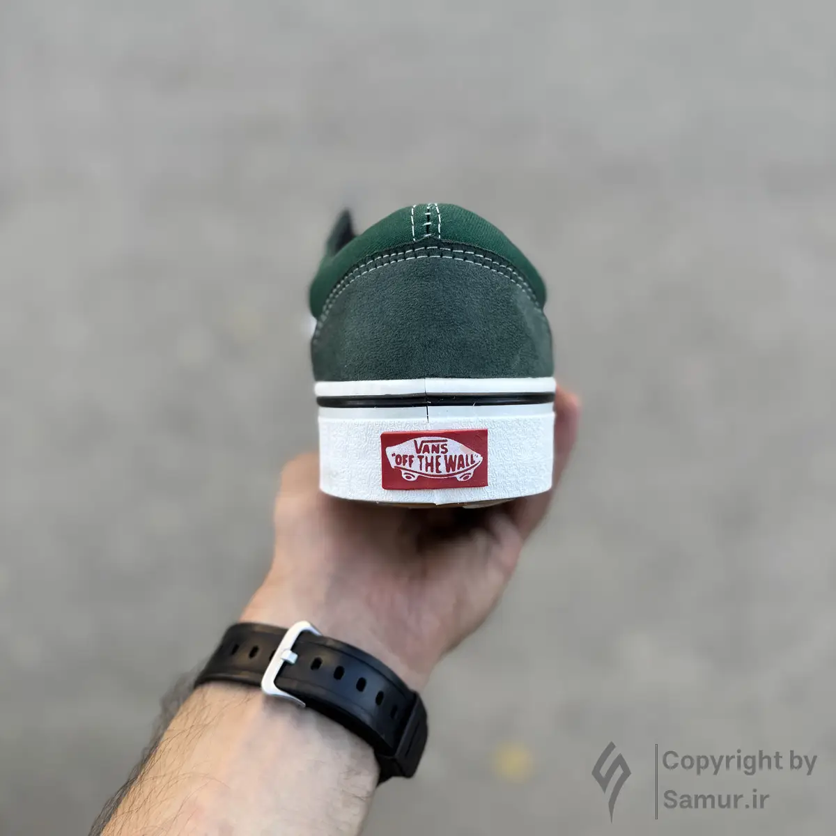 گالری تصاویر کتونی ونس اولد اسکول سبز سفید